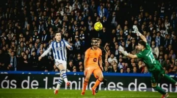 سقوط المتصدر.. ريال سوسيداد يهزم برشلونة ويشعل منافسة قمة ترتيب الدوري الإسباني